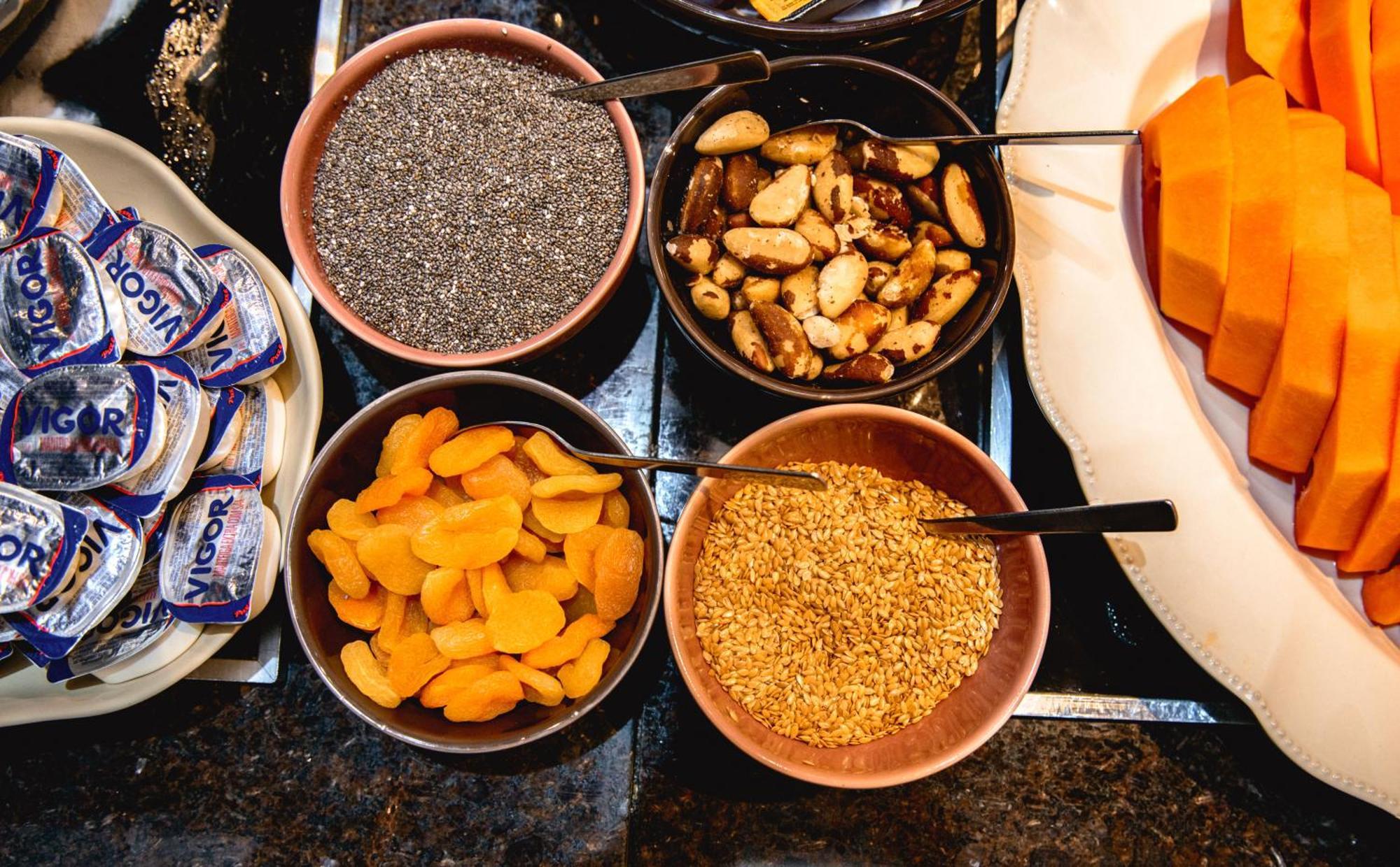 Radisson Alphaville Barueri Zewnętrze zdjęcie Chia seeds (top left)