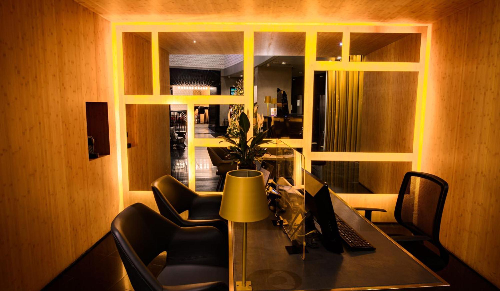 Radisson Alphaville Barueri Zewnętrze zdjęcie The interior of the hotel