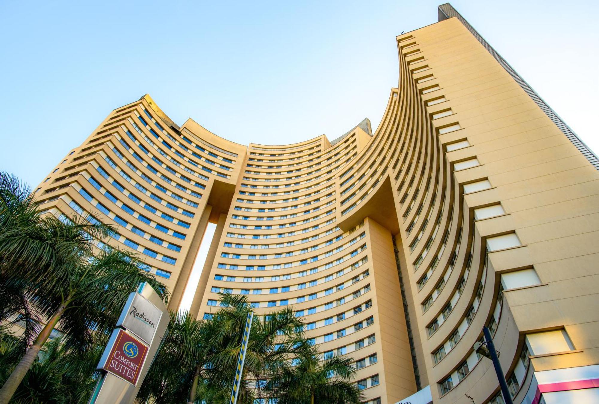 Radisson Alphaville Barueri Zewnętrze zdjęcie The hotel in 2012
