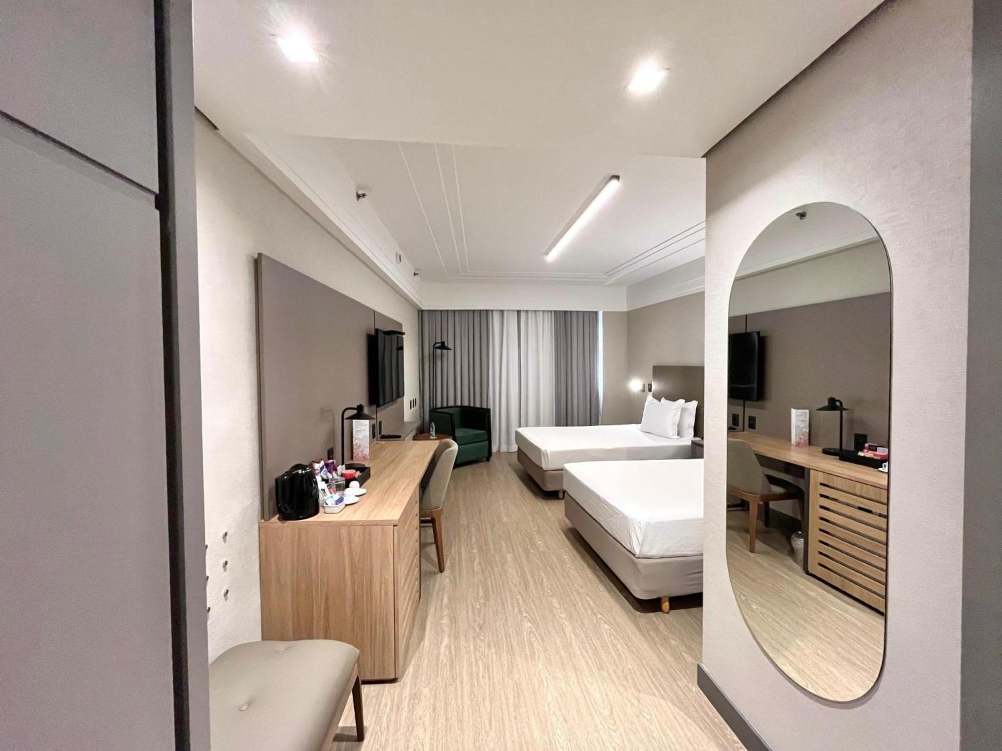 Radisson Alphaville Barueri Zewnętrze zdjęcie A room at the hotel